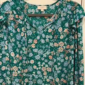 LOFT Women's Green Floral Top